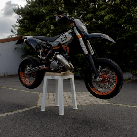 Tabouret pour moto Nelumbo"RIG"